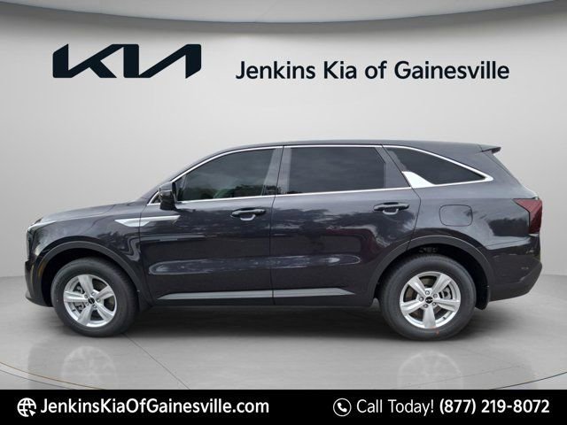 New 2026 Kia Sorento LX FWD image 9