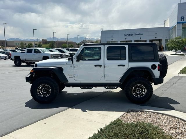 Used 2018 Jeep Wrangler Unlimited Sport AWD/4WD image 2