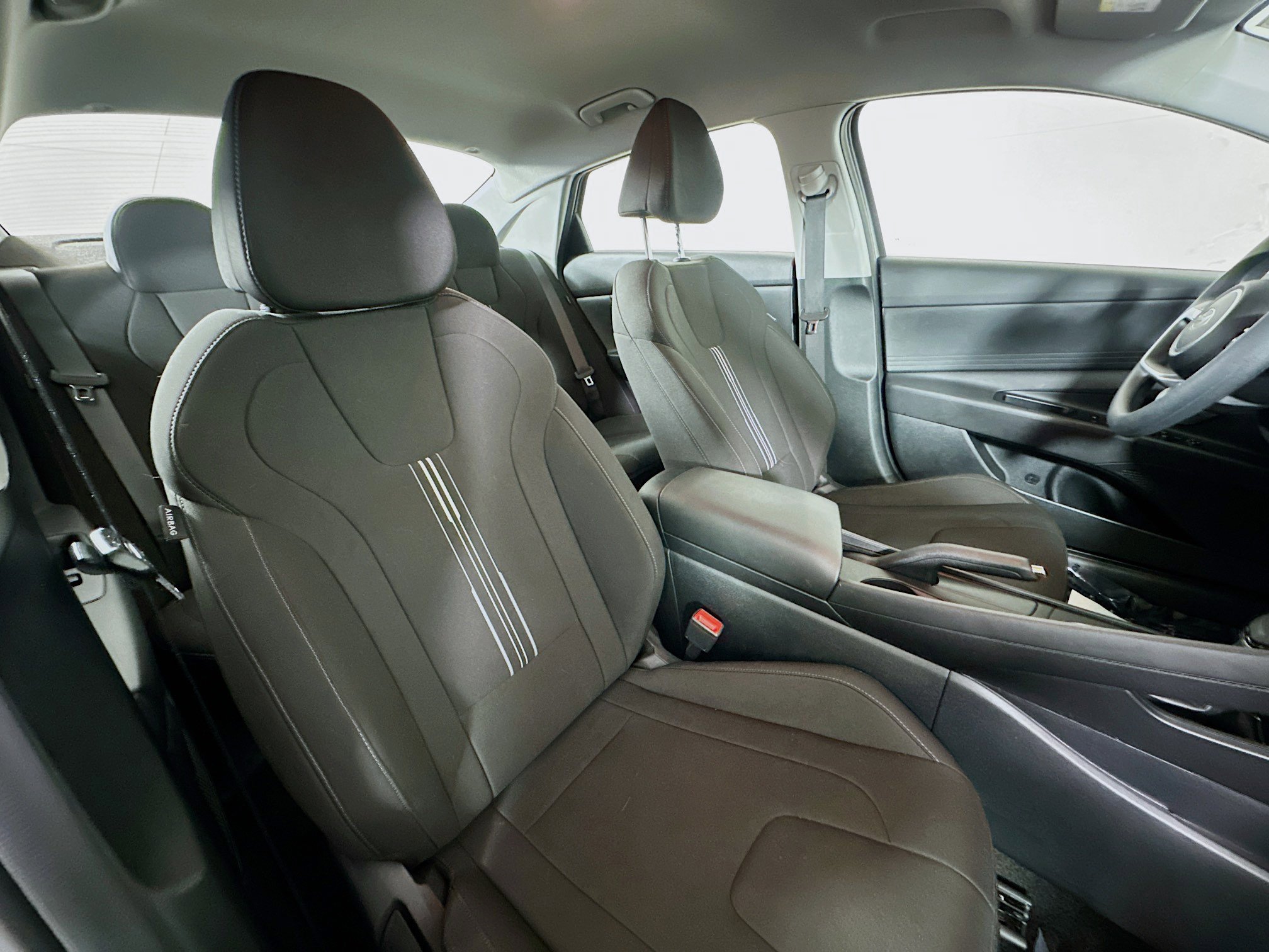 Used 2024 Hyundai Elantra SEL image 26