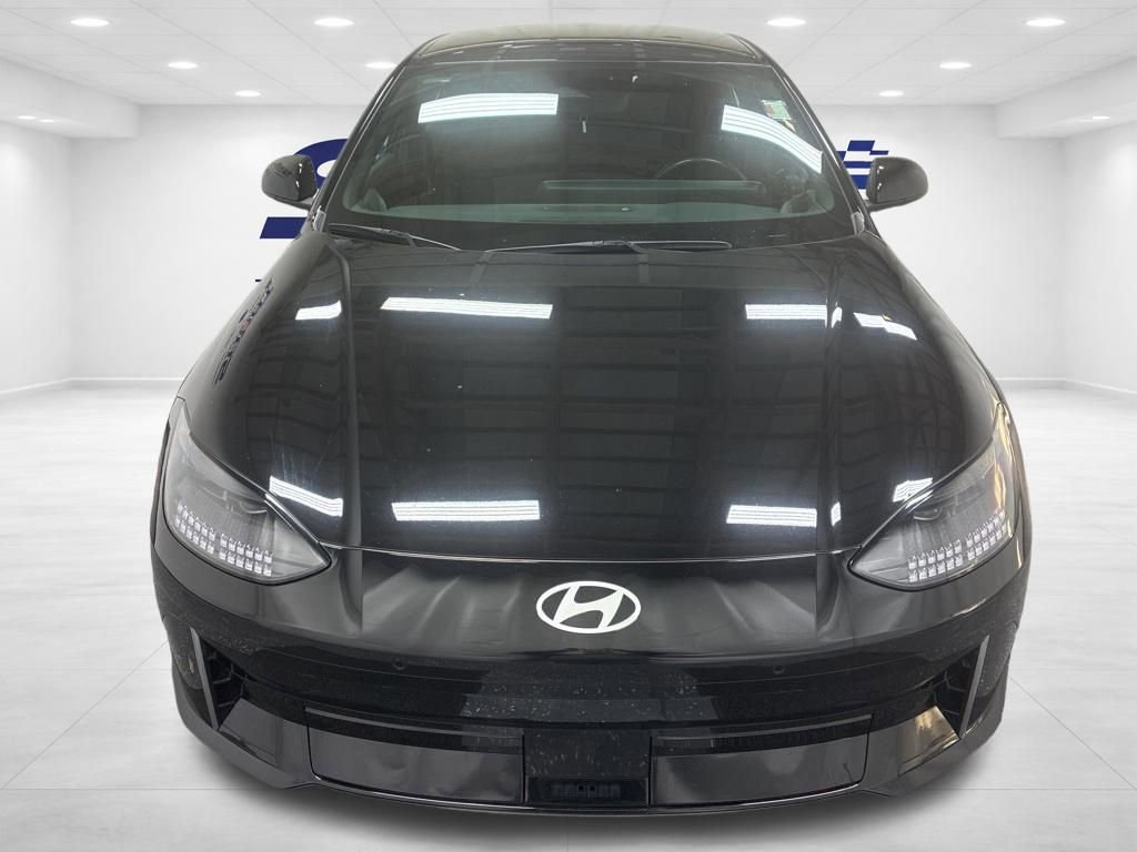 Used 2024 Hyundai Ioniq 6 SE image 2