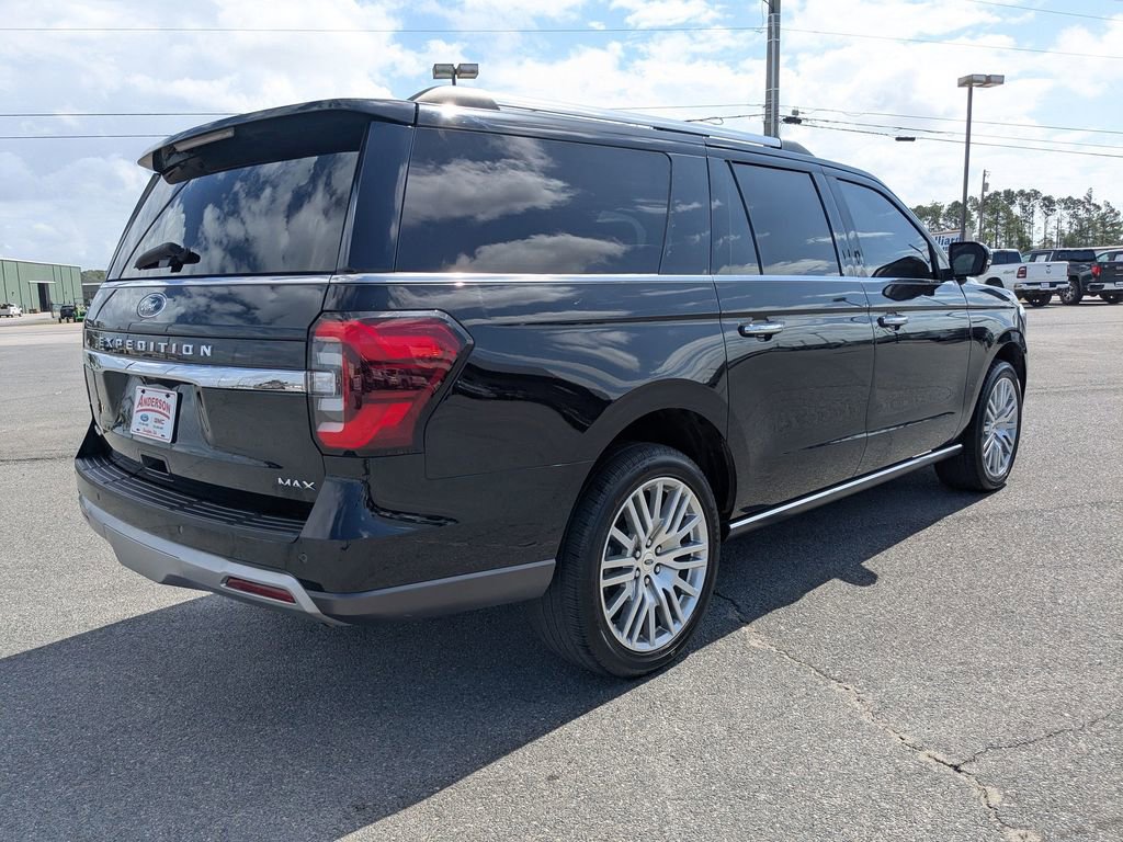 Used 2024 Ford Expedition Max Limited image 4