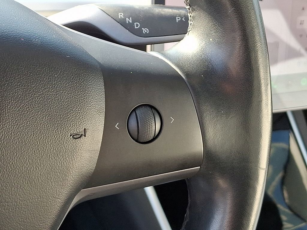 Used 2018 Tesla Model 3 Mid Range image 24