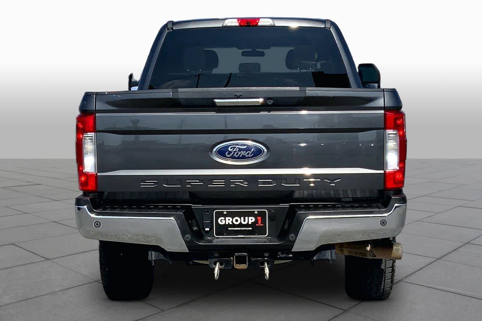 Used 2018 Ford F250 XLT w/ XLT Premium Package AWD/4WD image 5