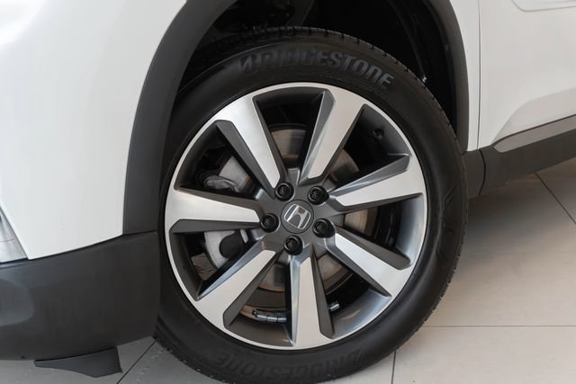 Used 2025 Honda Pilot Elite image 2