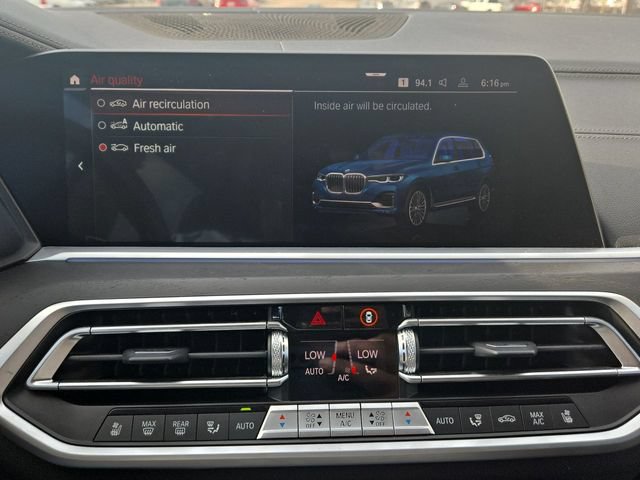 Used 2021 BMW X7 xDrive40i w/ Luxury Seating Package AWD/4WD image 19