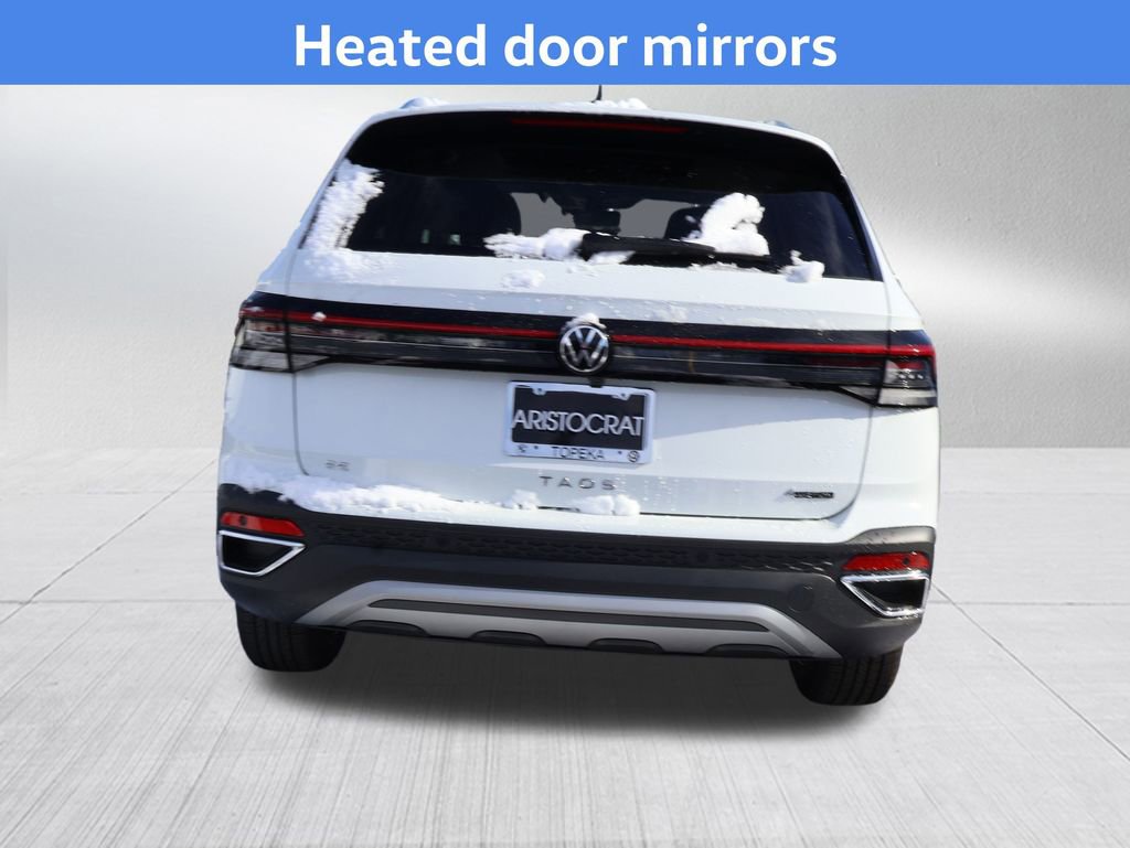 New 2026 Volkswagen Taos SE image 6