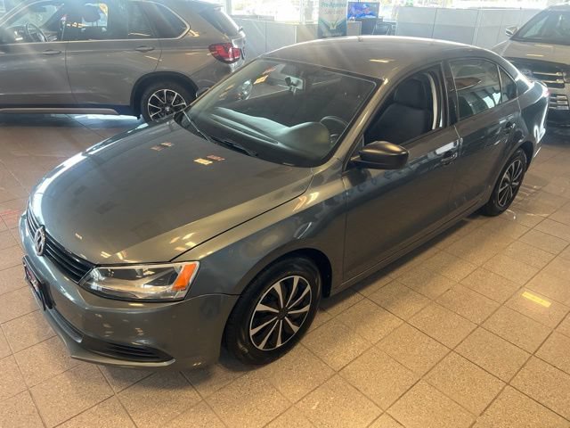 Used 2013 Volkswagen Jetta S FWD image 3