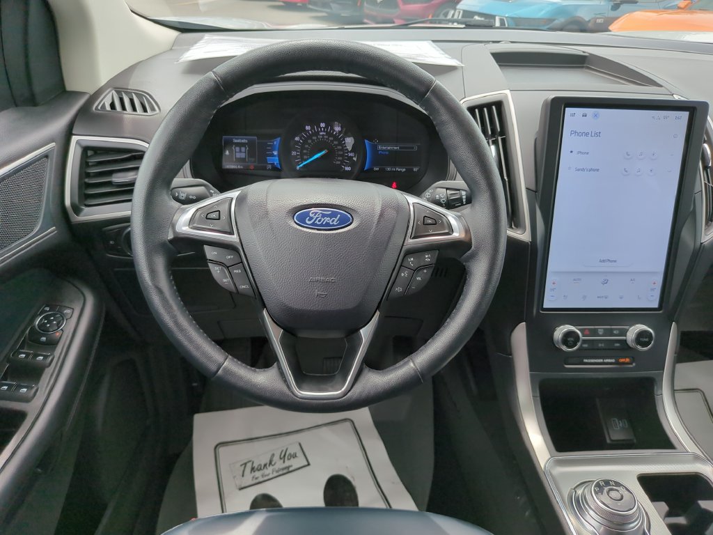 Certified 2024 Ford Edge SEL w/ Sport Appearance Package AWD/4WD image 17