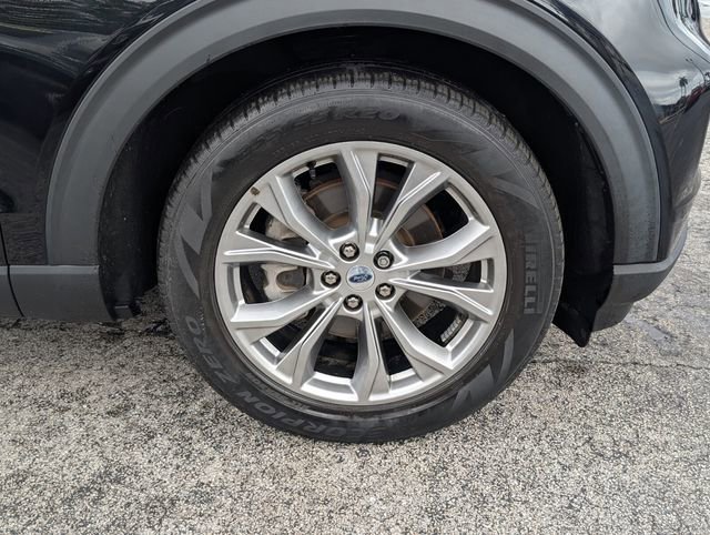 Used 2022 Ford Explorer XLT w/ Equipment Group 202A RWD image 9