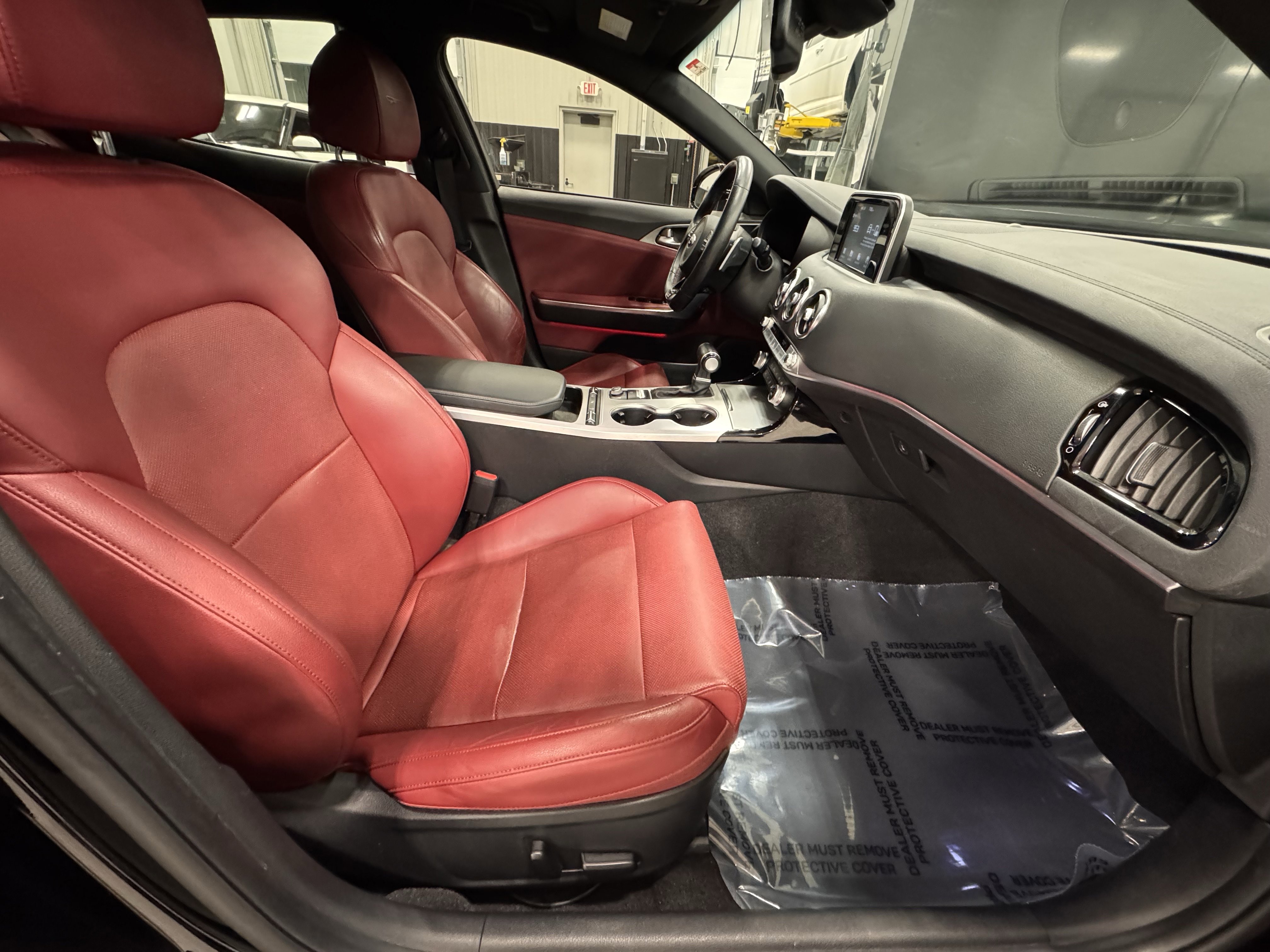 Used 2020 Kia Stinger GT image 24