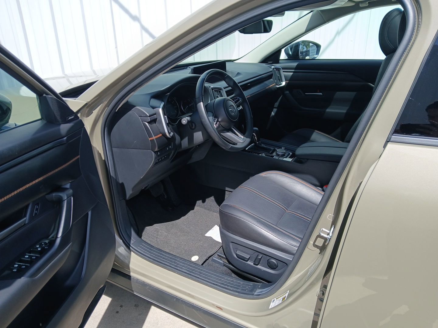 Certified 2025 MAZDA CX-50 AWD 2.5 Turbo w/ Premium Pkg image 10