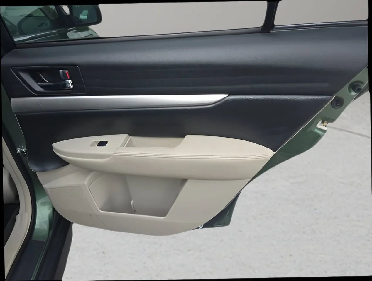 Used 2012 Subaru Outback 2.5i Premium w/ Popular Pkg 2 image 15