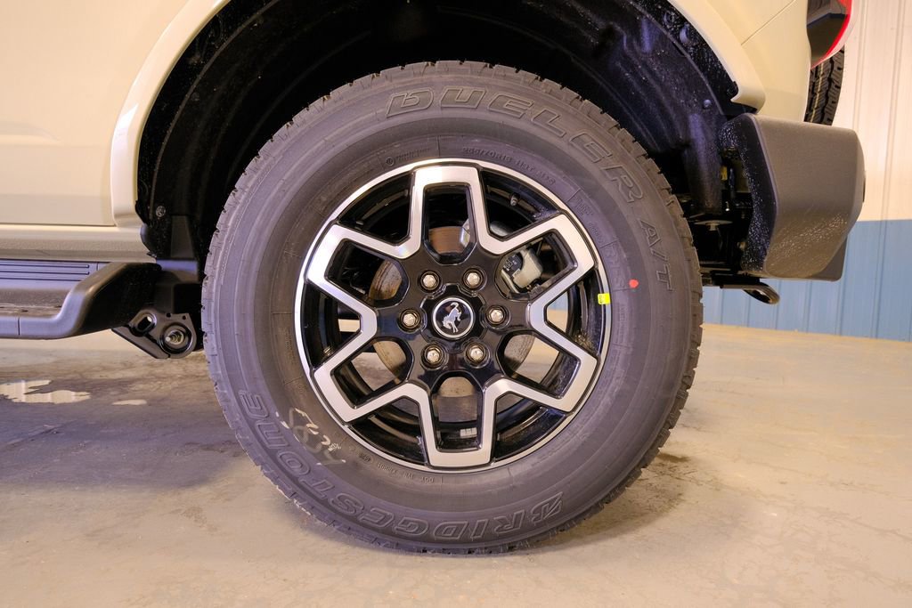 New 2025 Ford Bronco Outer Banks image 45