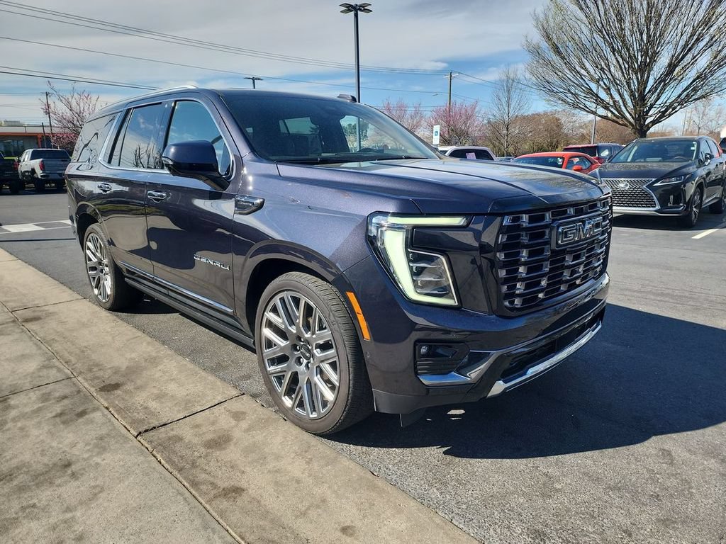 Certified 2025 GMC Yukon Denali Ultimate AWD/4WD image 2