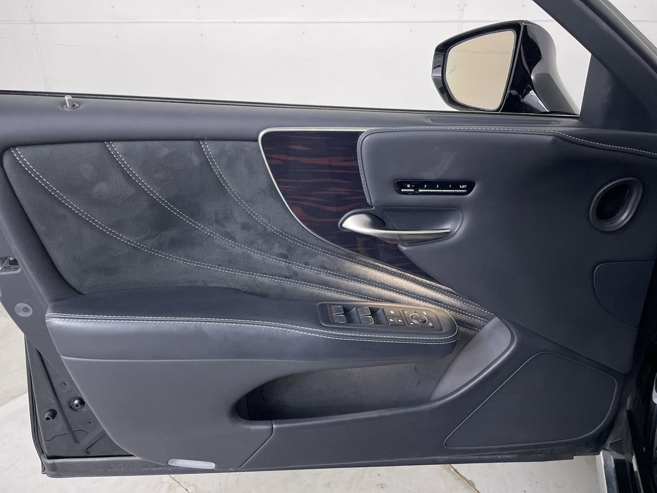 Used 2018 Lexus LS 500 AWD w/ Interior Upgrade Package image 10