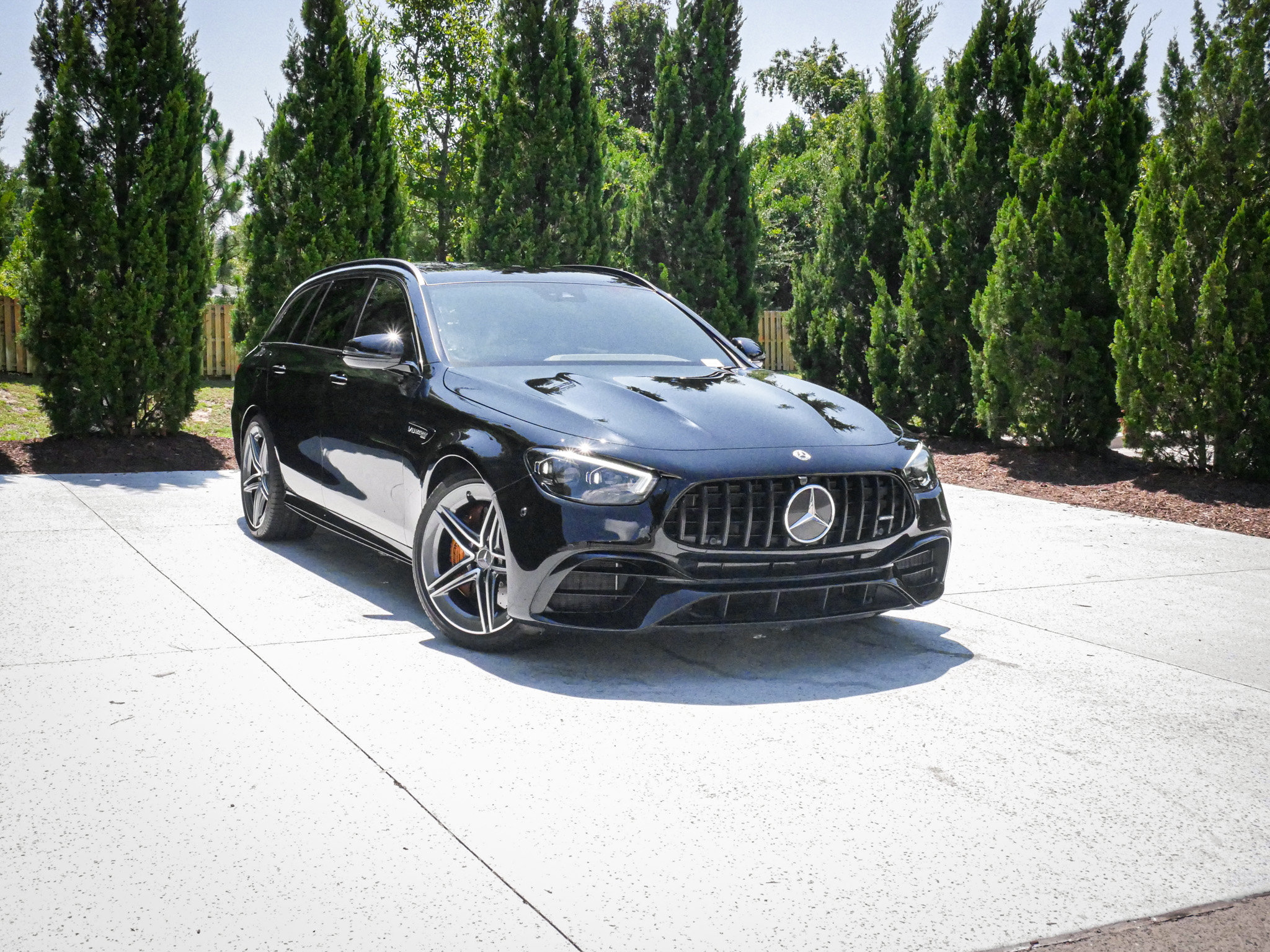 Used 2023 Mercedes-Benz E 63 AMG S image 2