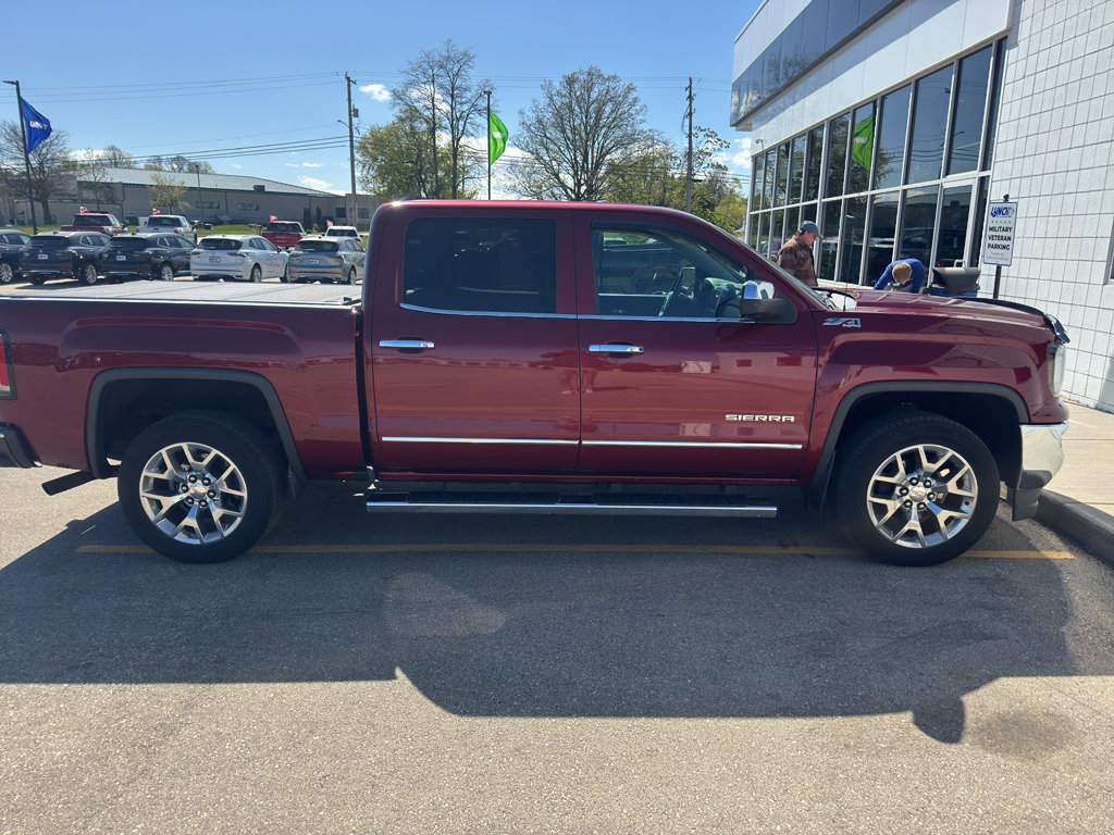 Used 2017 GMC Sierra 1500 SLT w/ SLT Premium Package AWD/4WD image 3