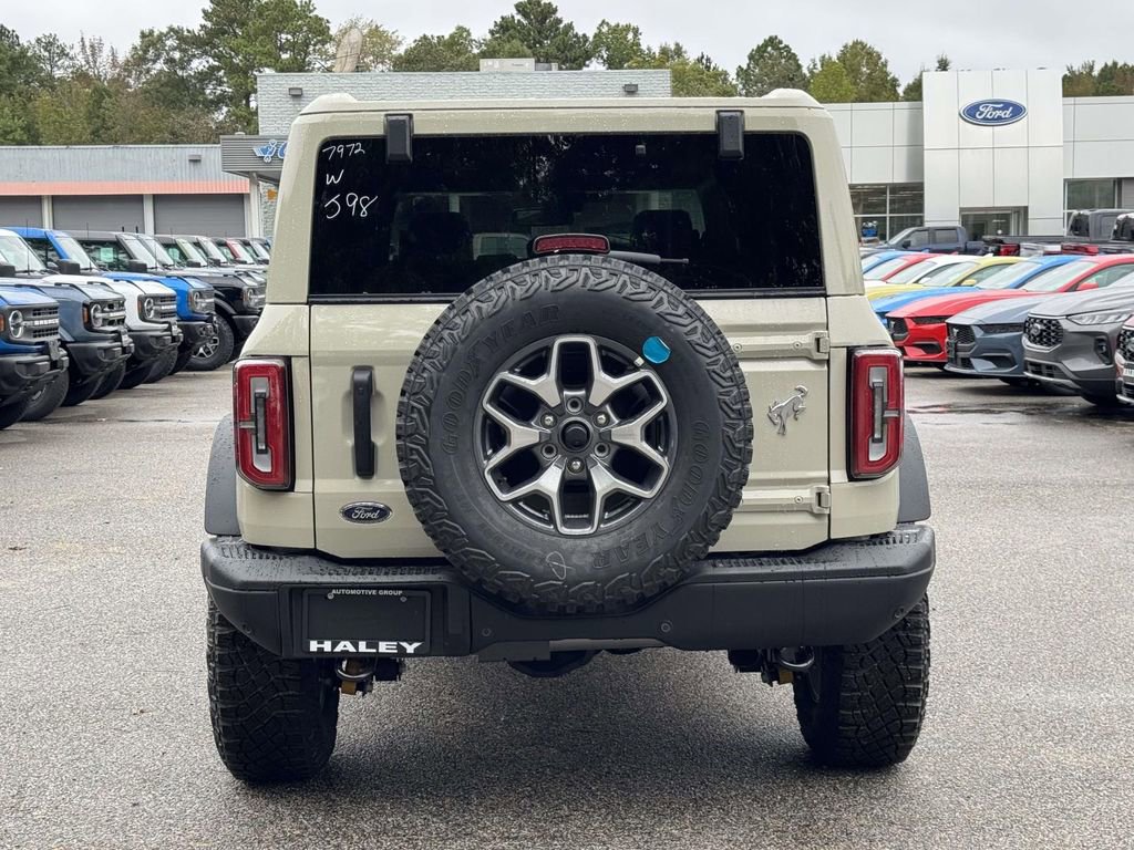 New 2025 Ford Bronco Badlands image 21