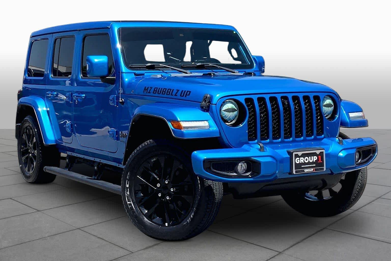 Used 2022 Jeep Wrangler Unlimited Sahara AWD/4WD image 3