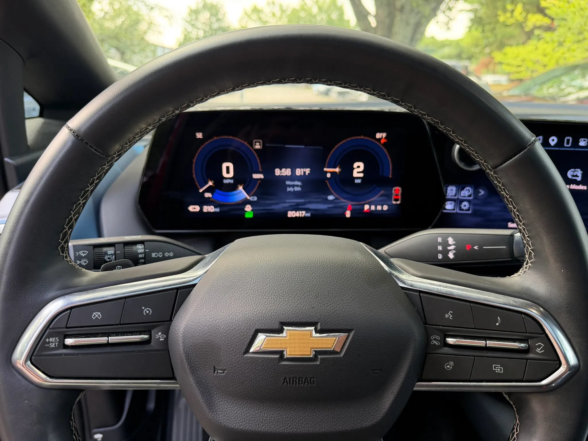 Used 2025 Chevrolet Equinox EV LT w/ Convenience Package FWD image 22