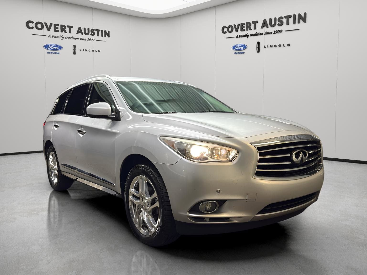 Used 2013 INFINITI JX35 FWD w/ Premium Pkg image 4