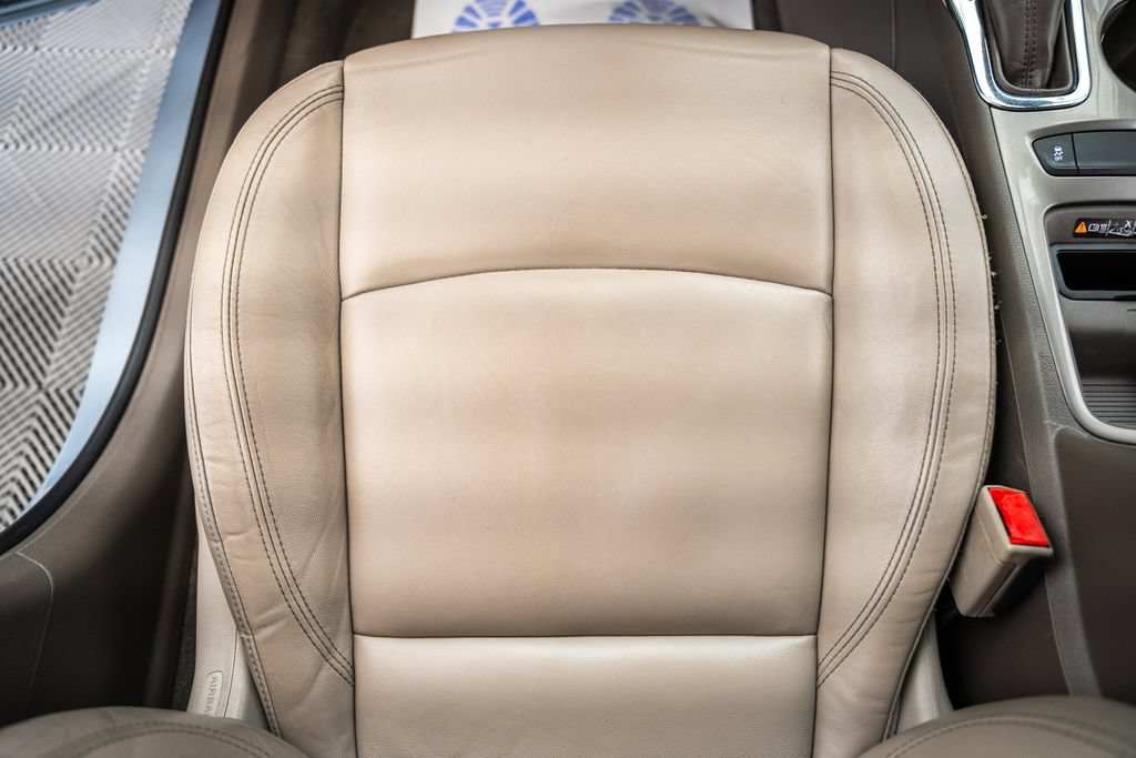 Used 2018 Chevrolet Cruze Premier w/ Enhanced Convenience Package FWD image 27