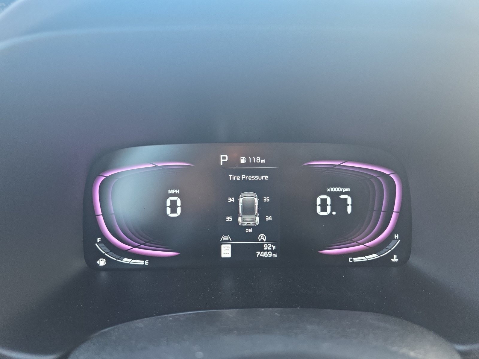 Used 2025 Kia Soul LX w/ LX Technology Package FWD image 18