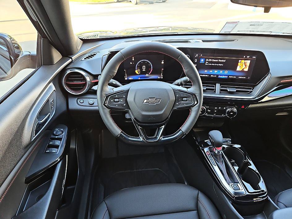 New 2026 Chevrolet Trax RS w/ Sunroof Package FWD image 12