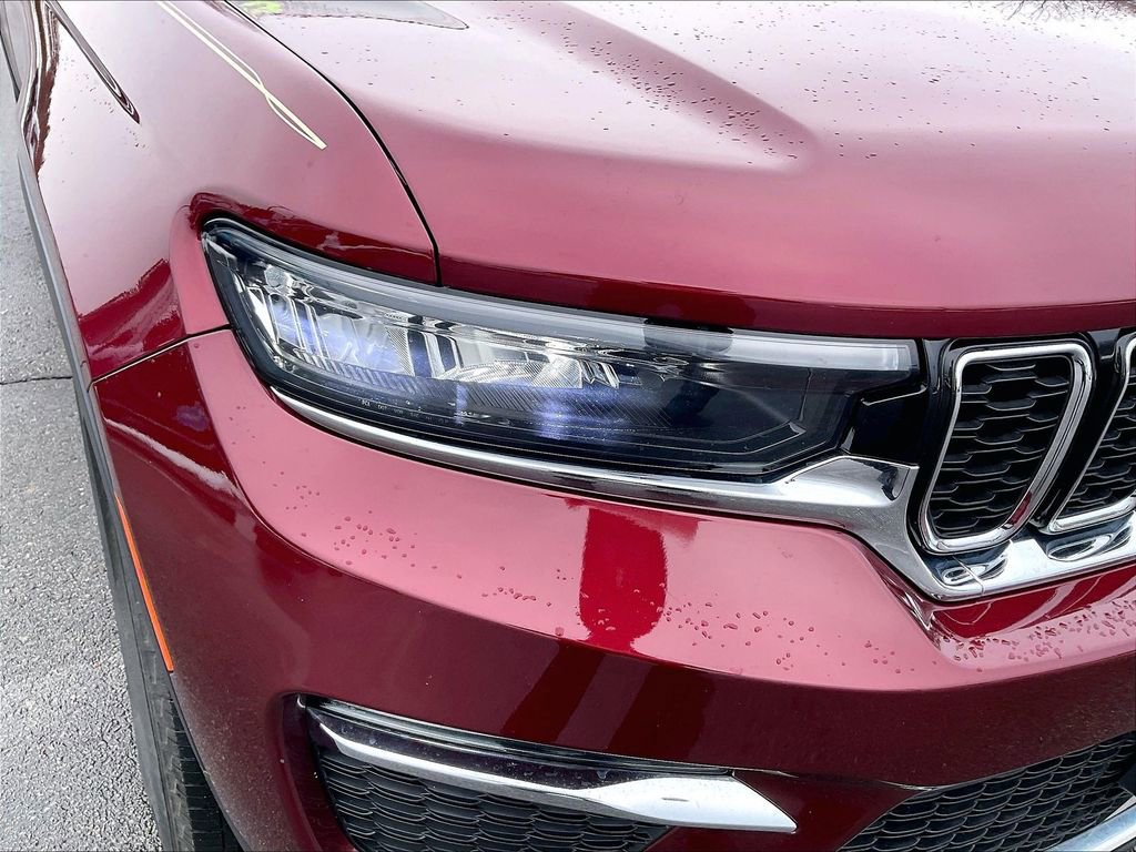 Used 2023 Jeep Grand Cherokee Limited image 29