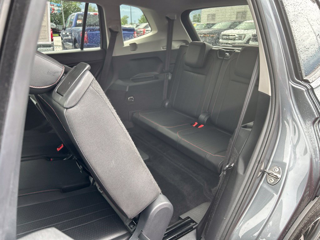 Used 2024 Volkswagen Tiguan Wolfsburg Edition FWD image 36