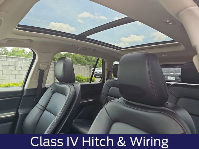 Used 2023 Lincoln Aviator AWD w/ Premium Package image 18