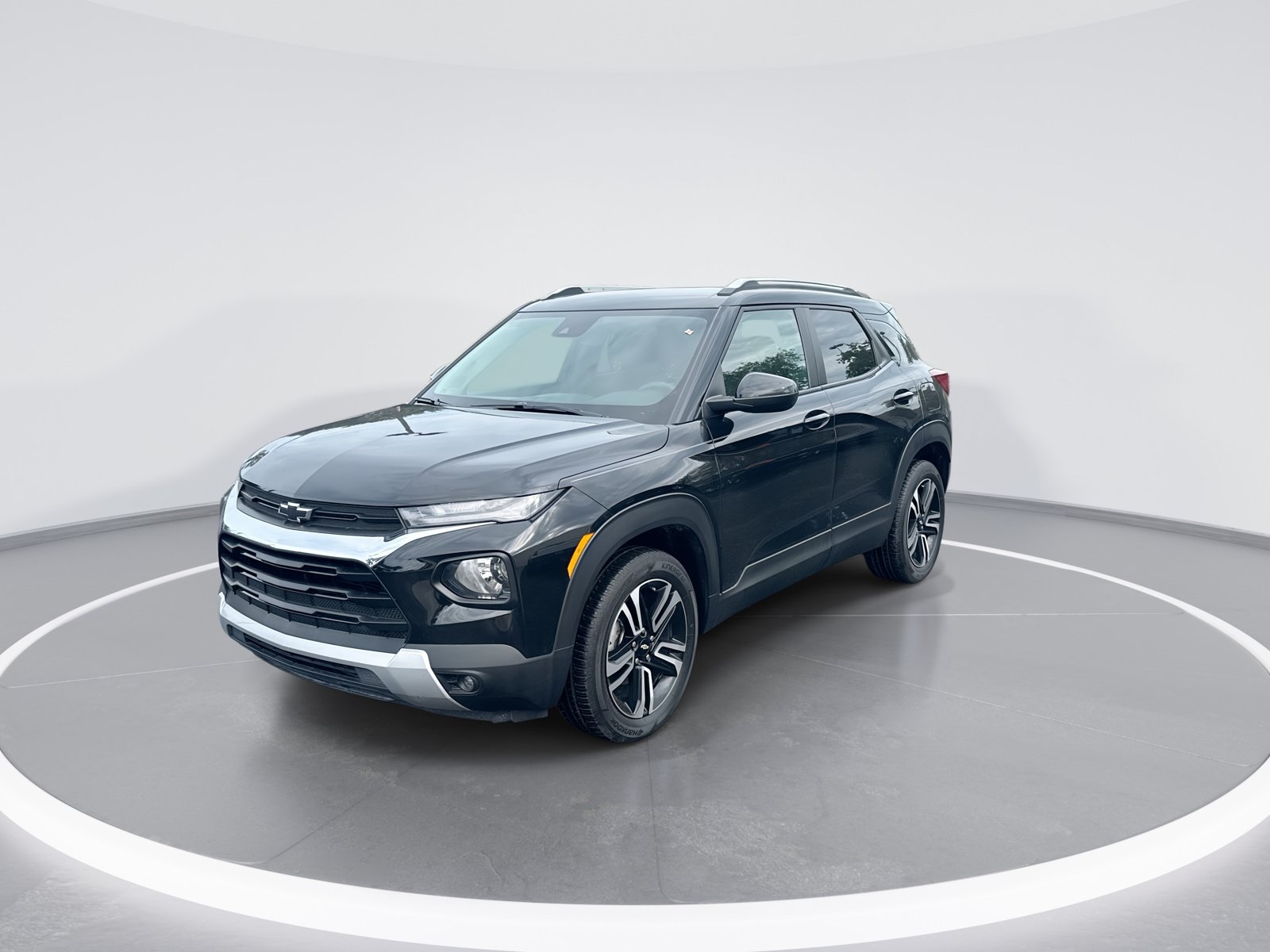 Used 2023 Chevrolet TrailBlazer LT w/ Convenience Package AWD/4WD image 5