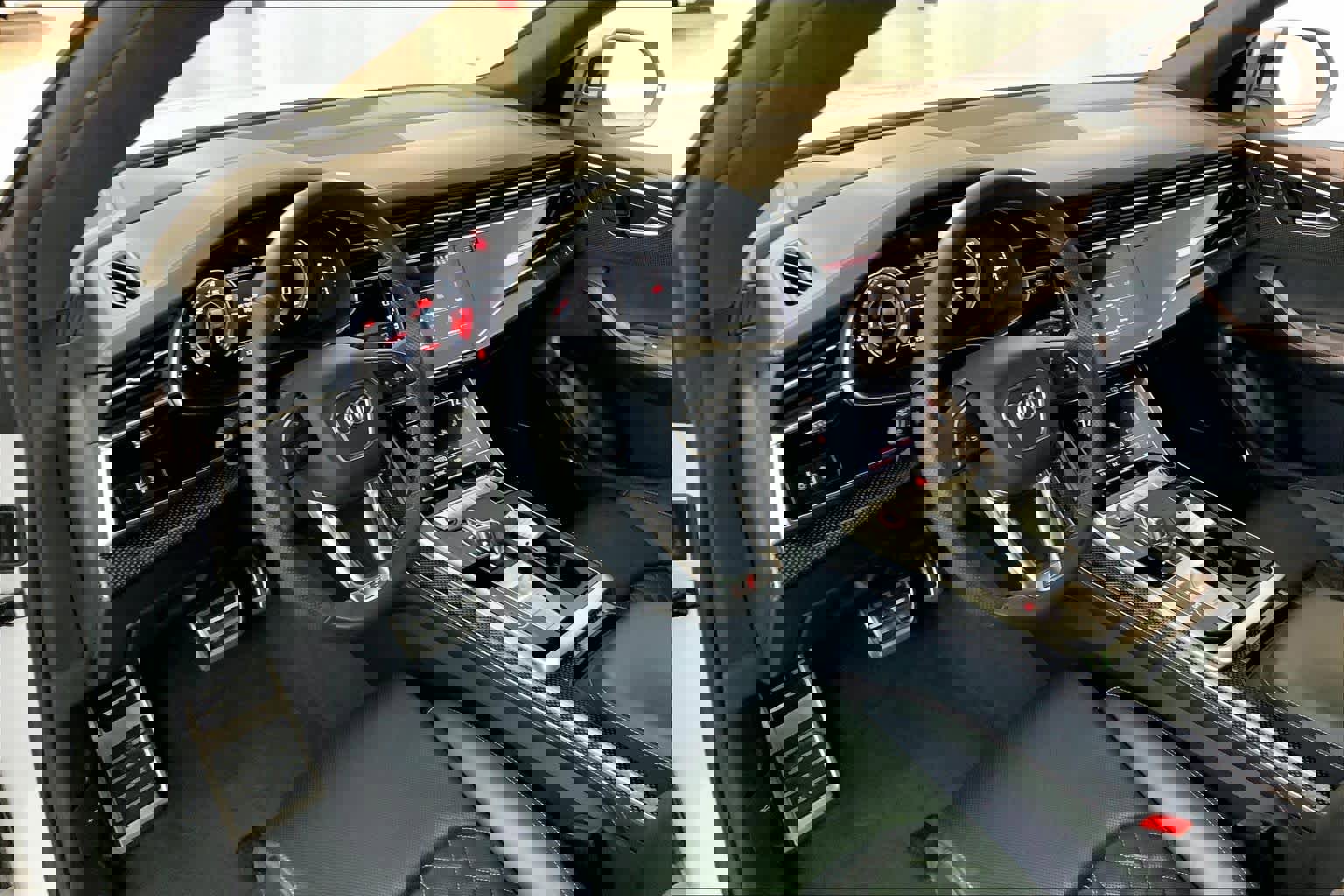 Used 2023 Audi SQ8 Prestige image 17