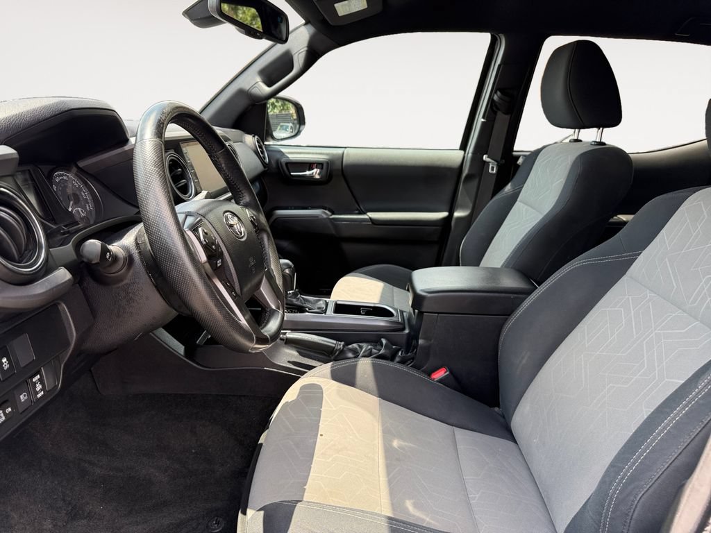Certified 2023 Toyota Tacoma TRD Sport AWD/4WD image 9