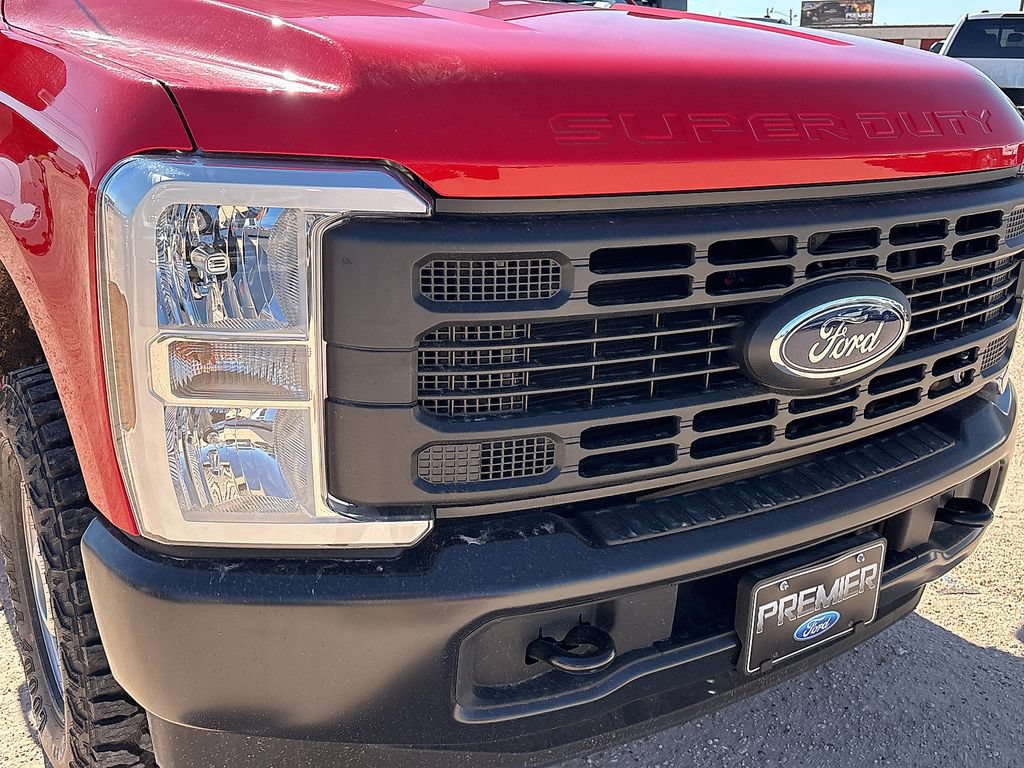 New 2026 Ford F350 XL w/ 360-Degree Camera Package AWD/4WD image 13