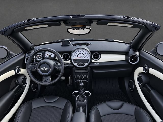 Used 2013 MINI Cooper Roadster S FWD image 3