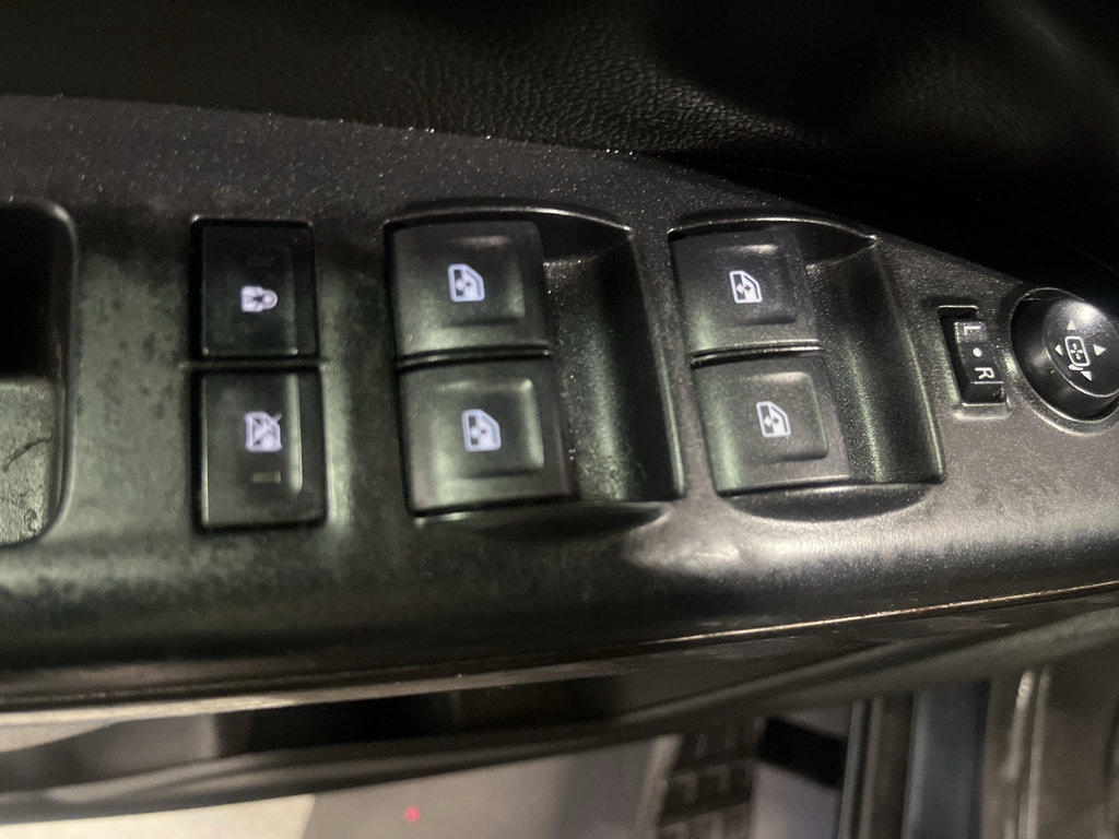 Used 2020 GMC Canyon SLE w/ Elevation Edition AWD/4WD image 29
