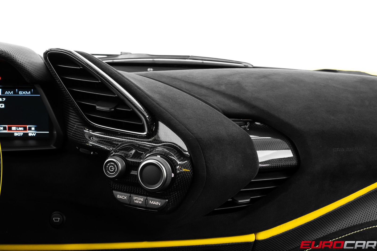 Used 2020 Ferrari 488 Pista Coupe RWD image 40