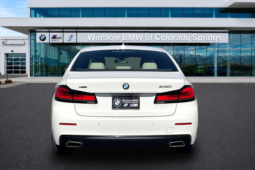 Used 2023 BMW 540i xDrive w/ Convenience Package AWD/4WD image 5