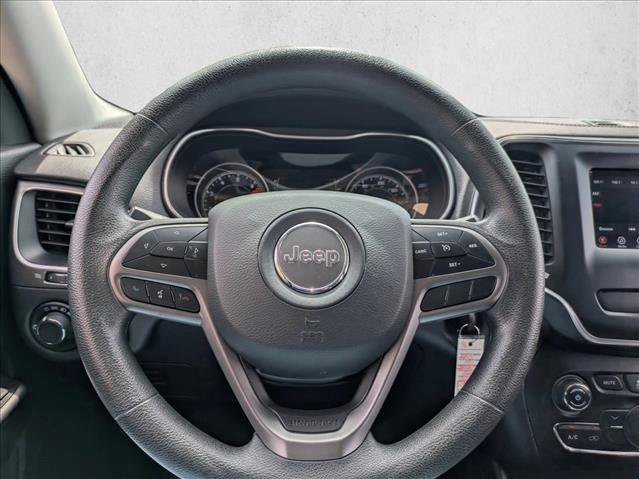 Used 2020 Jeep Cherokee Latitude image 11