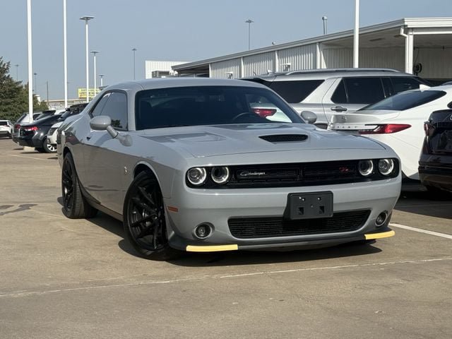Used 2022 Dodge Challenger R/T Scat Pack w/ Dynamics Package RWD image 2