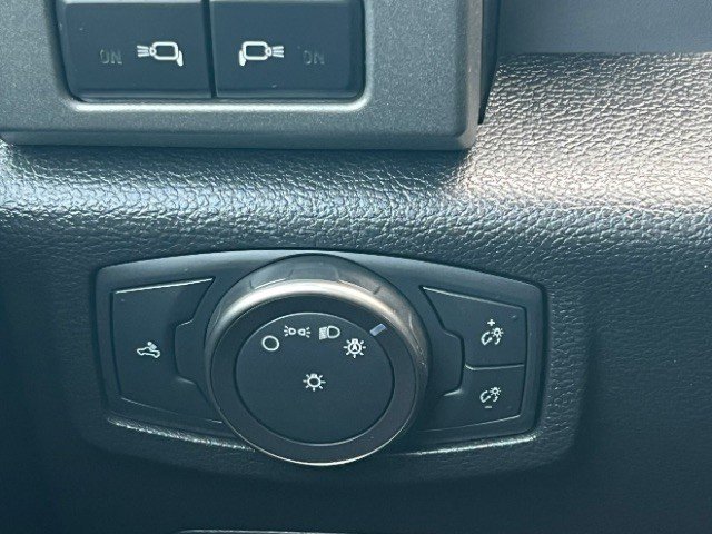 Used 2018 Ford F150 Raptor w/ Equipment Group 802A Luxury image 50