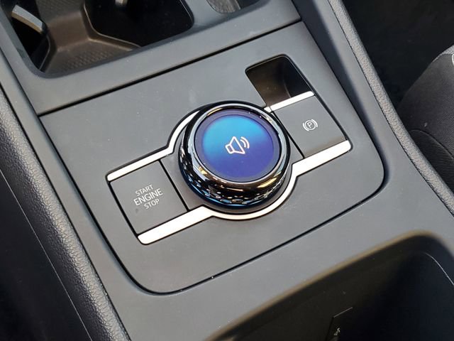 Certified 2025 Volkswagen Tiguan S image 24