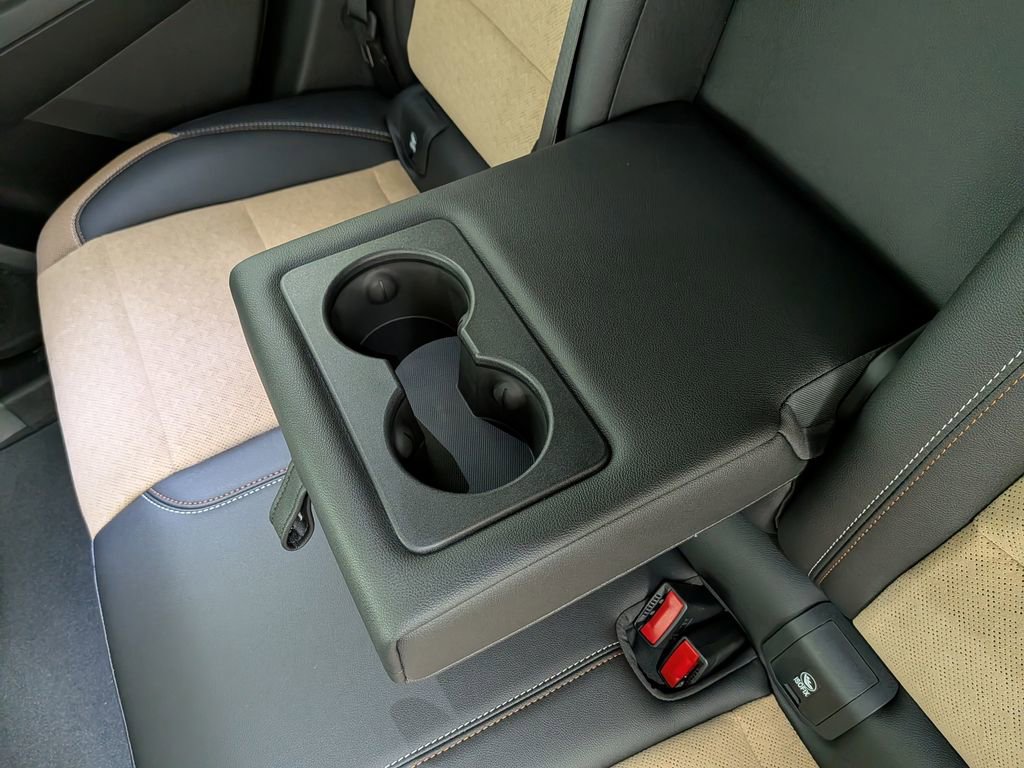 Used 2026 Chevrolet Equinox ACTIV w/ Convenience Package III image 38