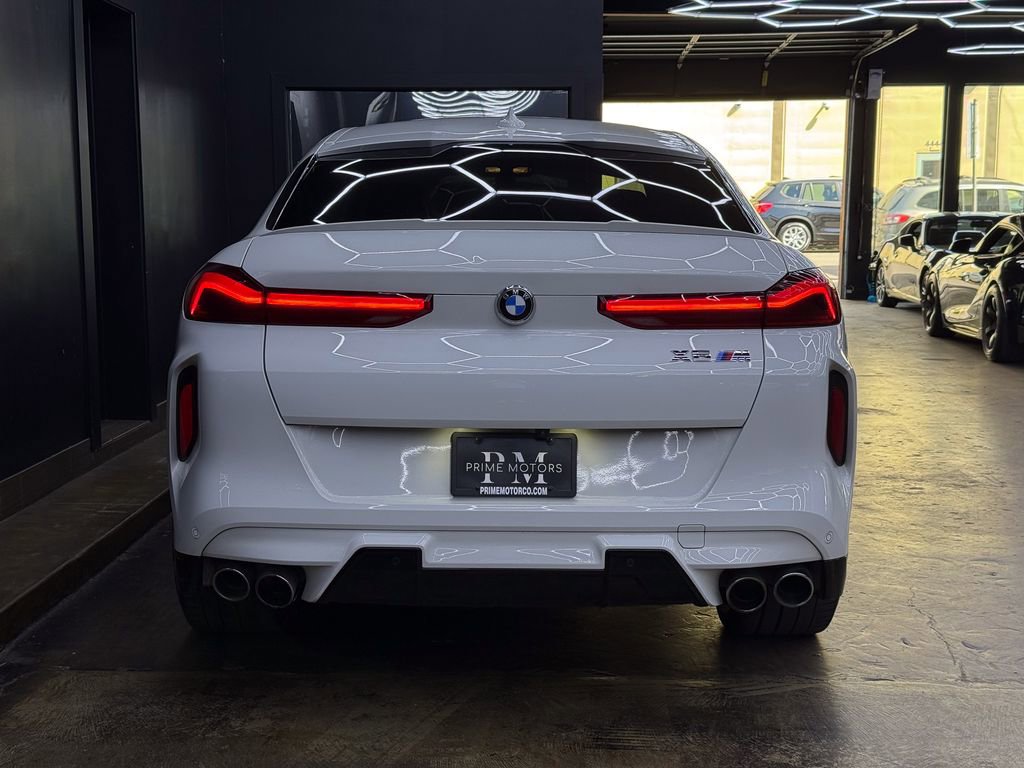 Used 2021 BMW X6 M w/ Executive Package image 8