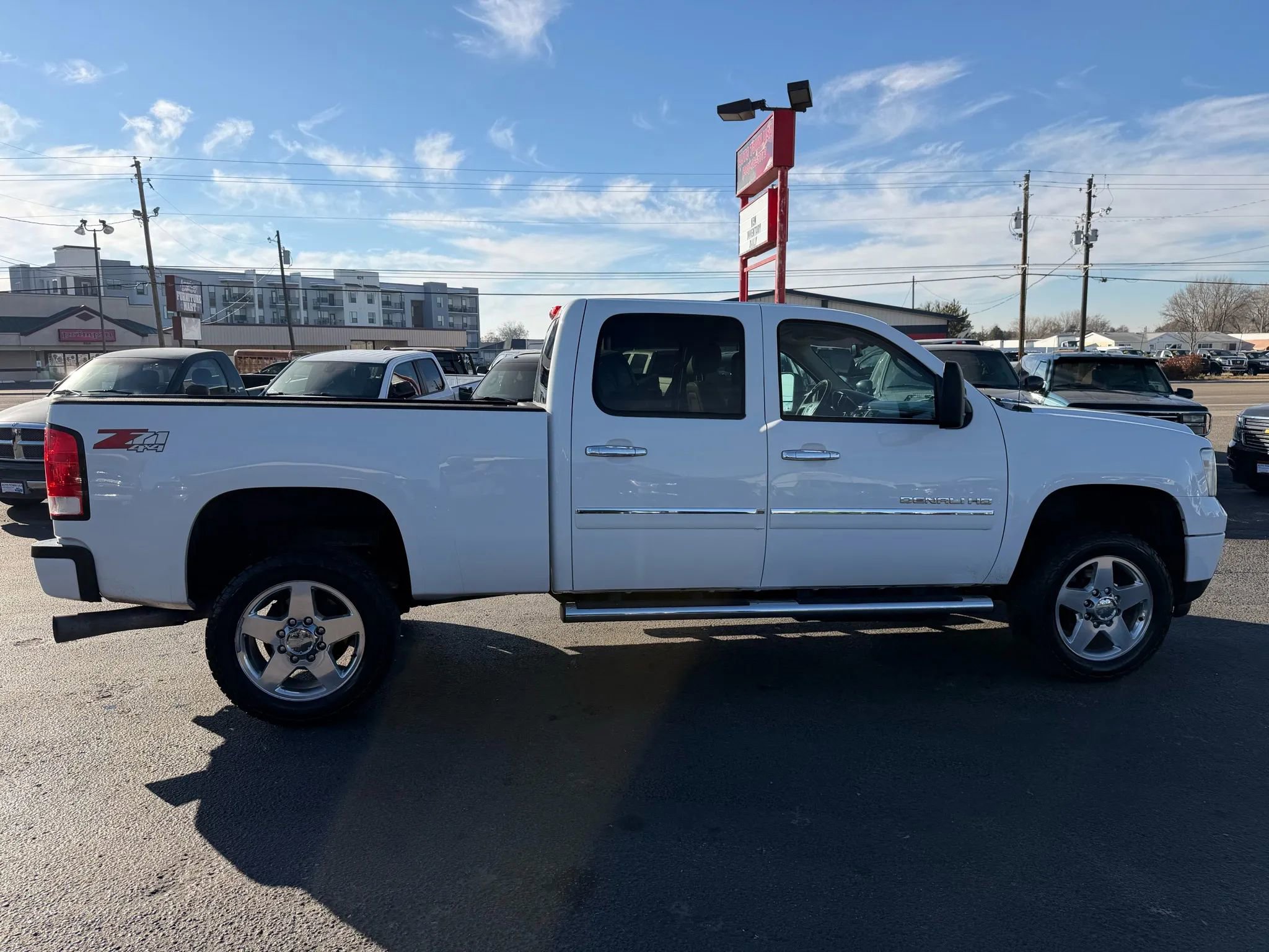 Used 2013 GMC Sierra 2500 Denali w/ Suspension Package, Off-Road image 6
