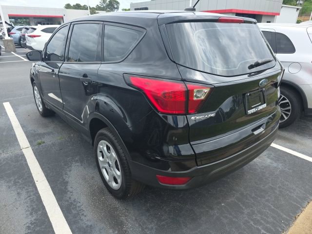 Used 2019 Ford Escape S image 4