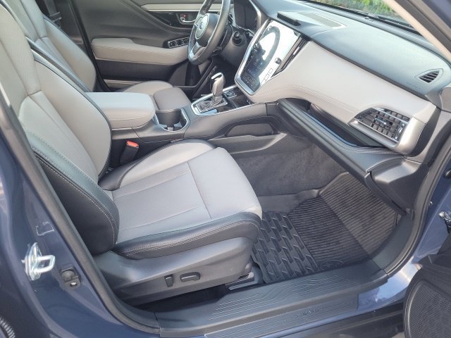 Certified 2025 Subaru Outback Limited AWD/4WD image 12