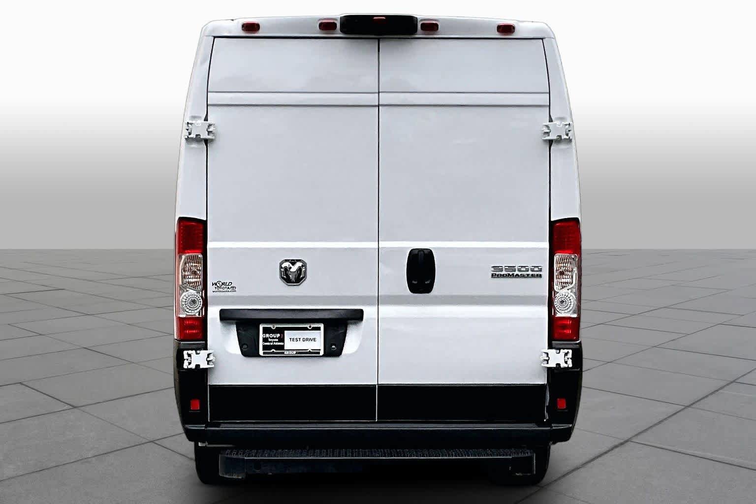 Used 2023 RAM ProMaster 3500 w/ Driver Convenience Group FWD image 5