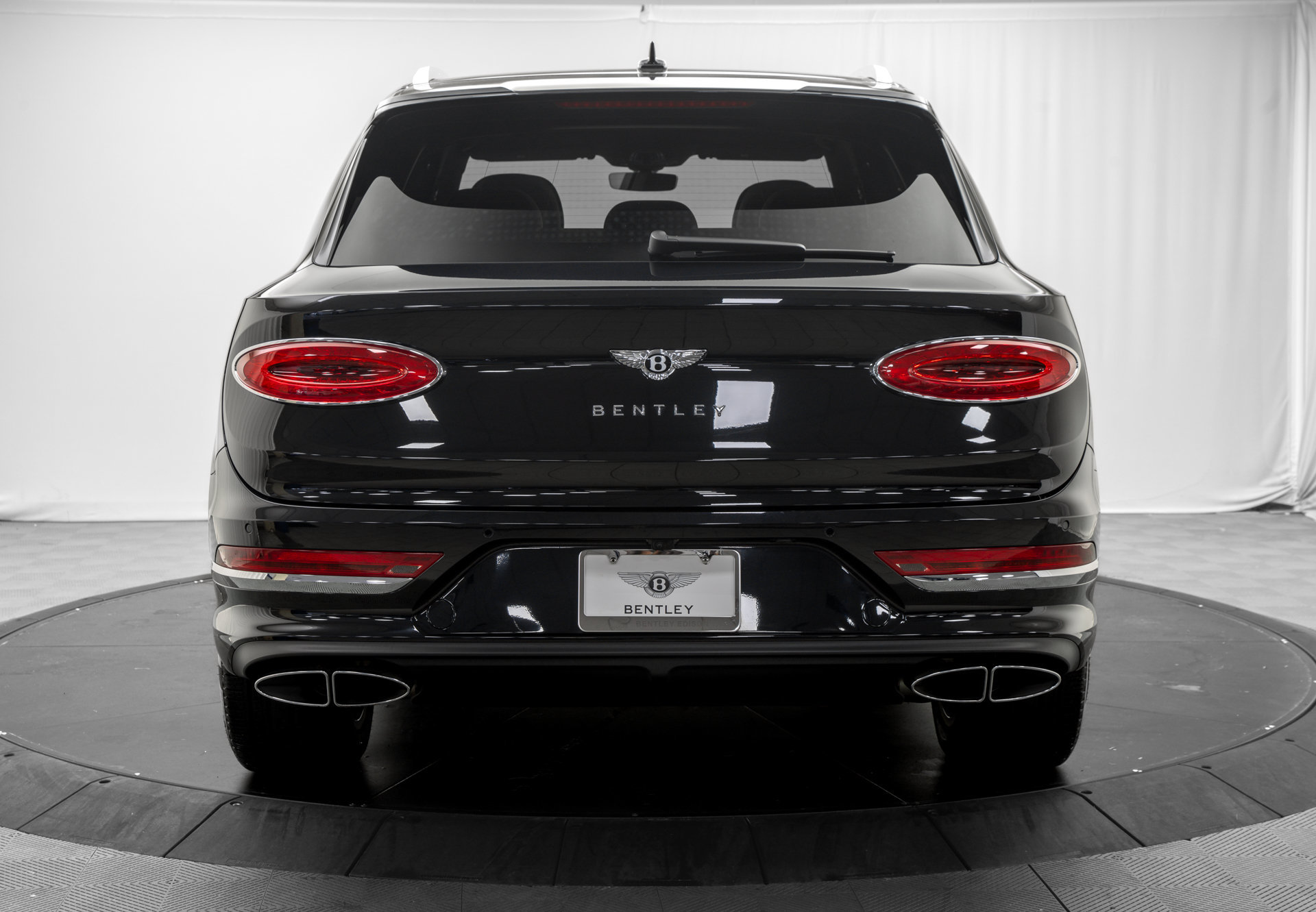 Certified 2022 Bentley Bentayga AWD/4WD image 9